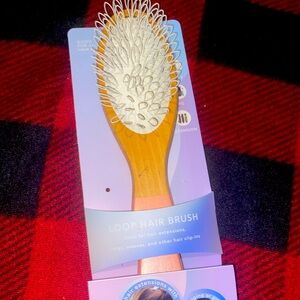 Loop hair brush!